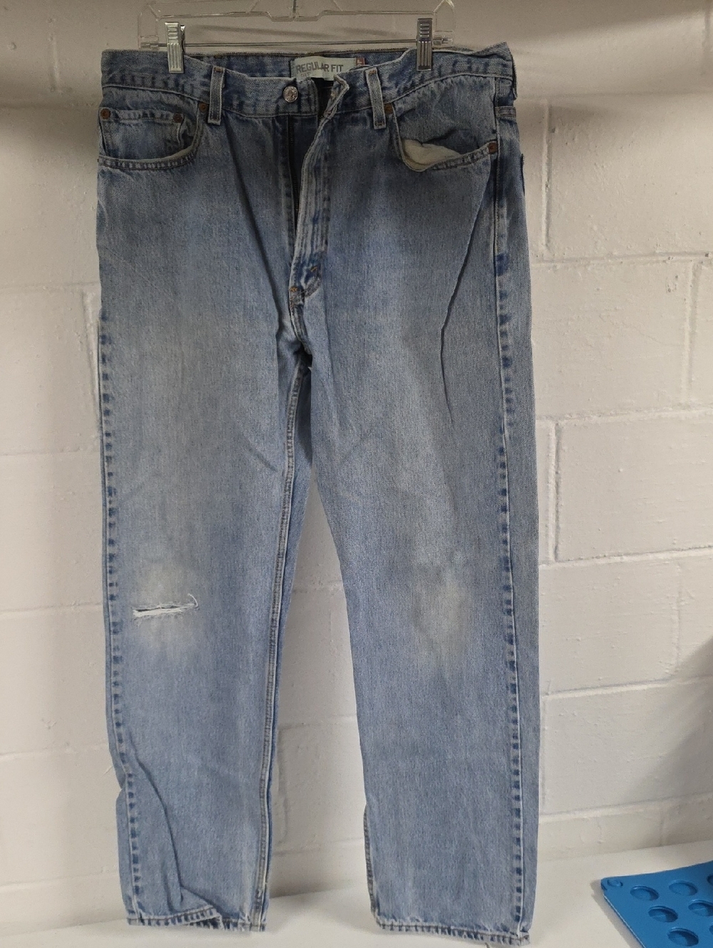Levi's Light Wash Relaxed Fit Men's Jeans